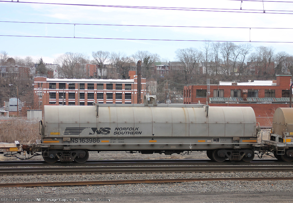 Westbound mixed freight